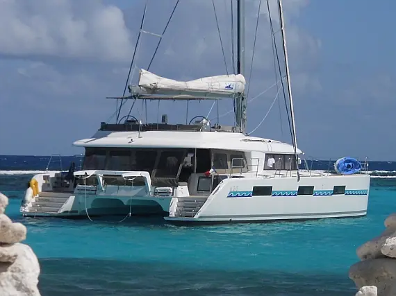 Cocktail Grenadines Lagoon 620 - Cabin Cruise Caribbean